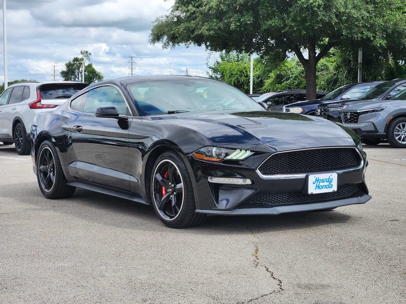 2019 Ford Mustang - Image 2