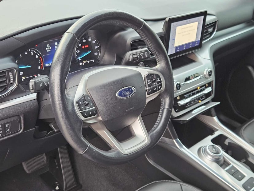 2020 Ford Explorer - Image 2
