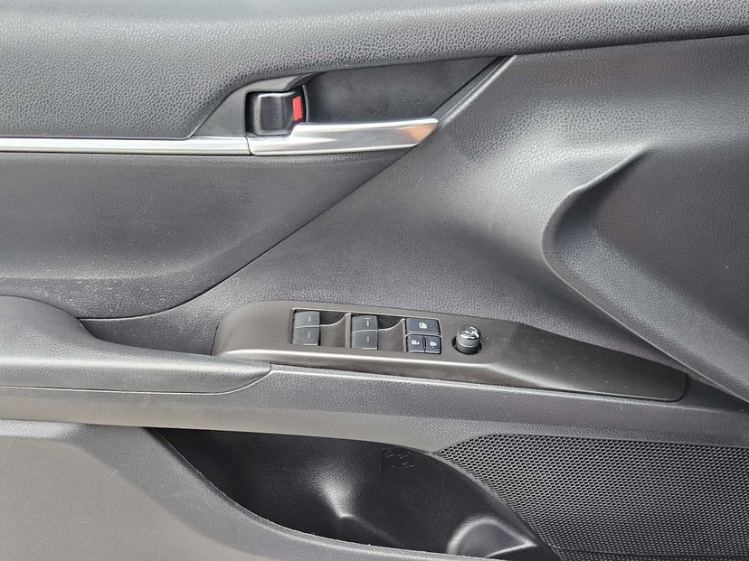 2022 Toyota Camry - Image 21