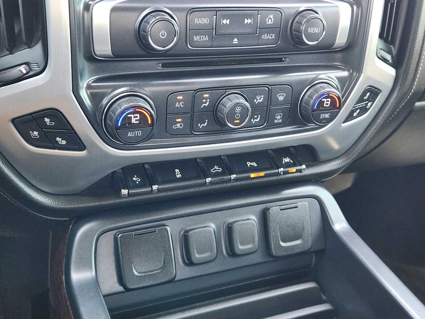 2018 GMC Sierra 1500 - Image 19
