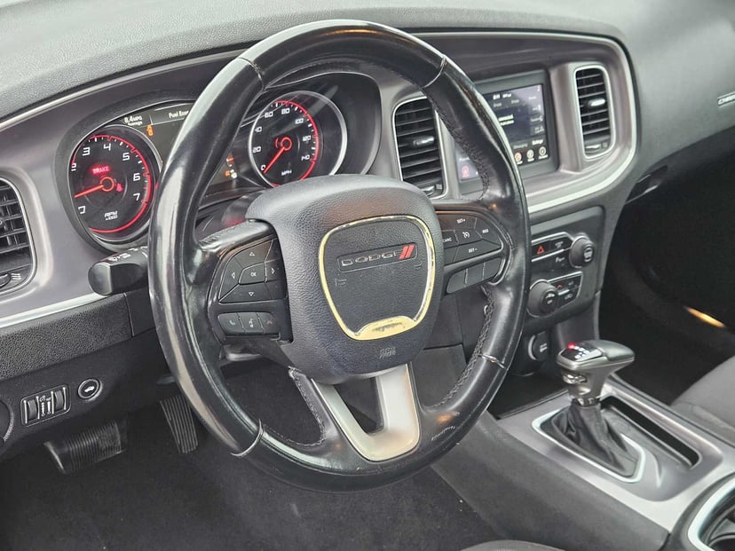 2019 Dodge Charger - Image 2