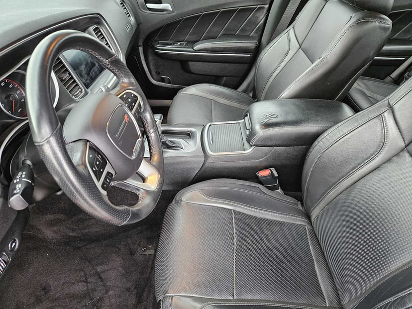 2018 Dodge Charger - Image 12
