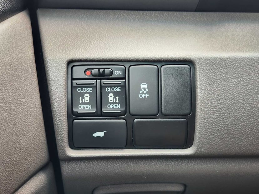 2011 Honda Odyssey - Image 22