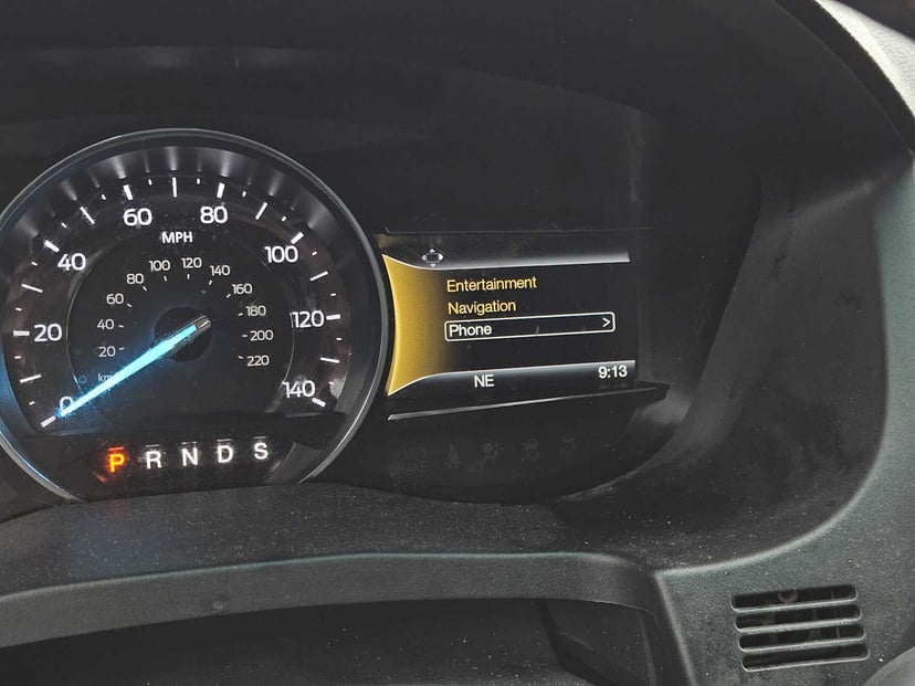 2017 Ford Explorer - Image 11