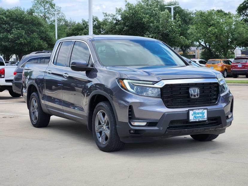 2023 Honda Ridgeline - Image 3