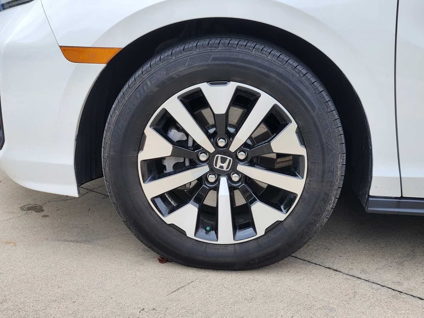 2025 Honda Odyssey - Image 9