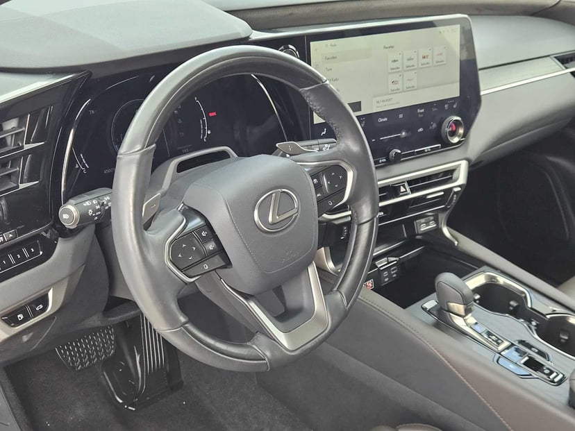 2023 LEXUS RX 350 - Image 2