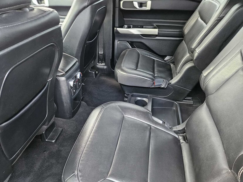 2020 Ford Explorer - Image 28