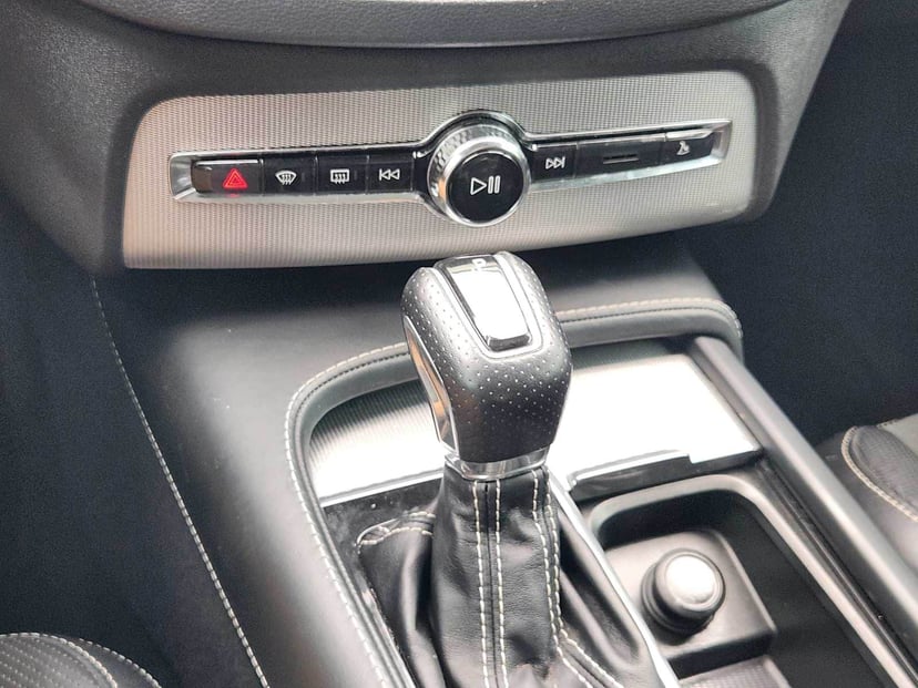 2019 Volvo XC90 - Image 19
