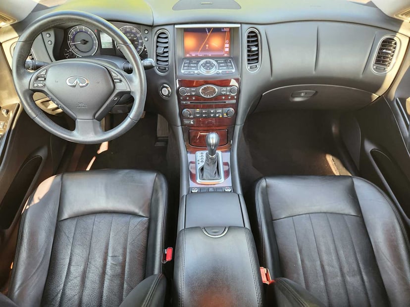2017 INFINITI QX50 - Image 26