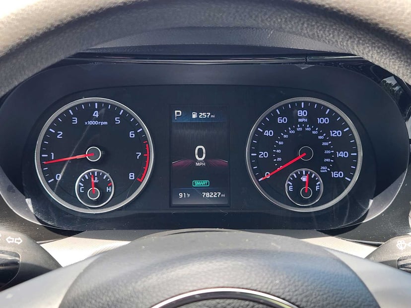 2023 Kia K5 - Image 15