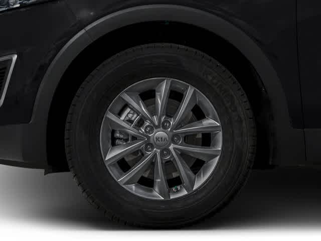 2017 Kia Sorento - Image 13