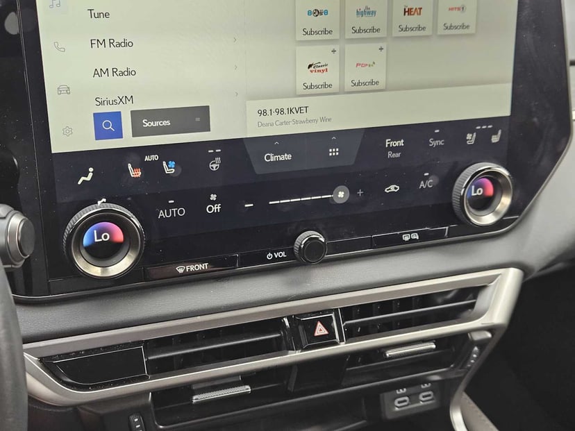 2023 LEXUS RX 350 - Image 19