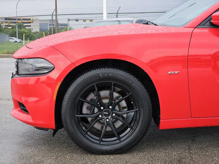 2018 Dodge Charger - Image 8