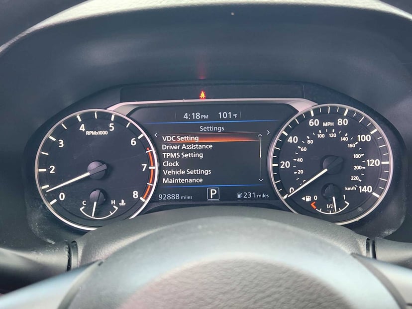 2019 Nissan Altima - Image 16