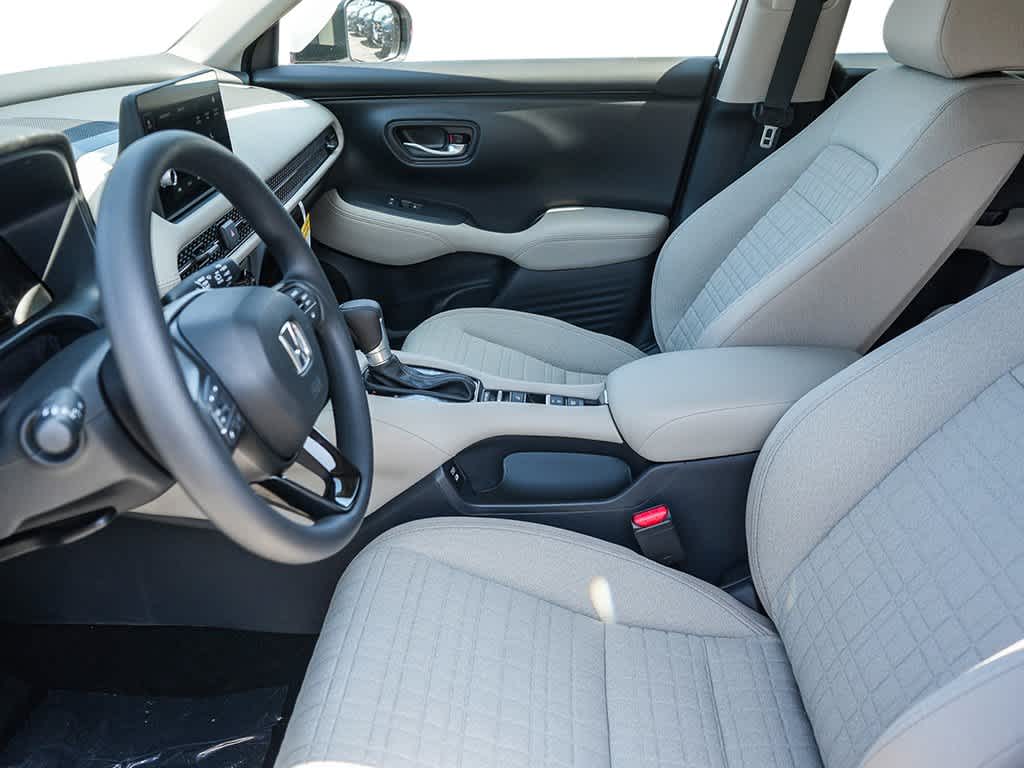 2027 Honda HR-V - Image 9