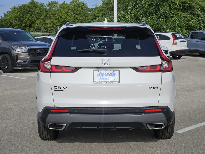 2026 Honda CR-V Hybrid - Image 5
