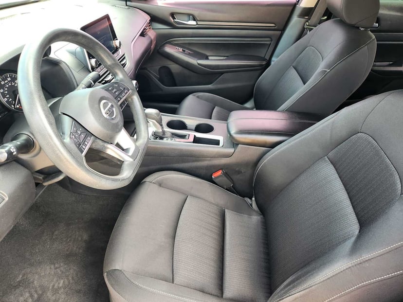 2019 Nissan Altima - Image 13