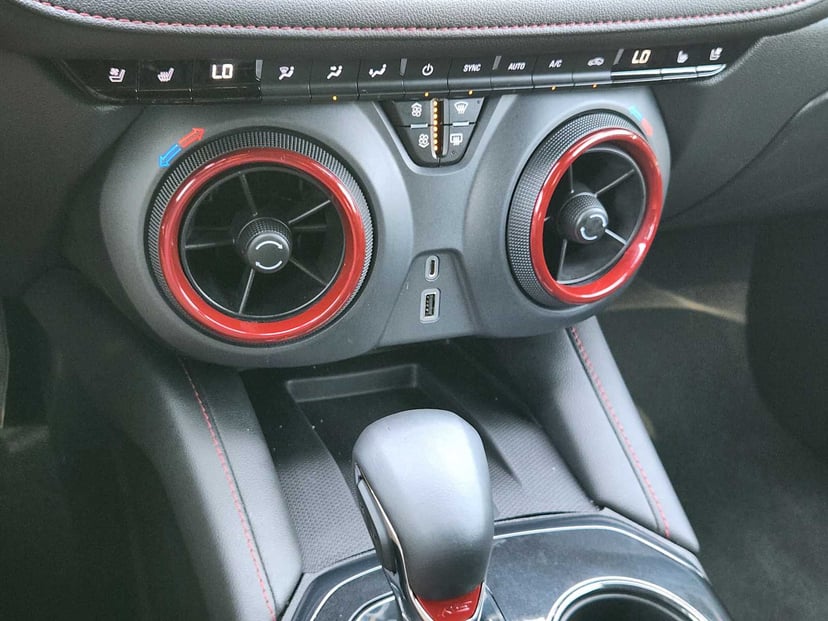 2023 Chevrolet Blazer - Image 19
