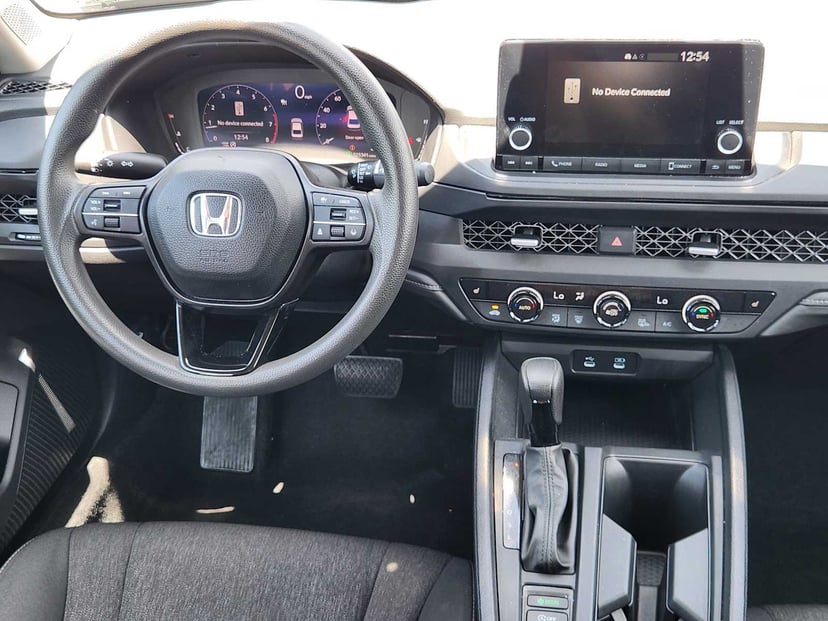 2023 Honda Accord - Image 27