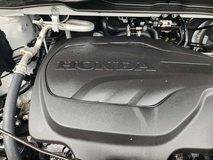 2025 Honda Odyssey - Image 32