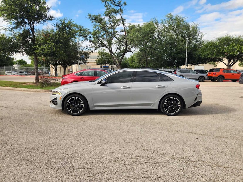 2024 Kia K5 - Image 2