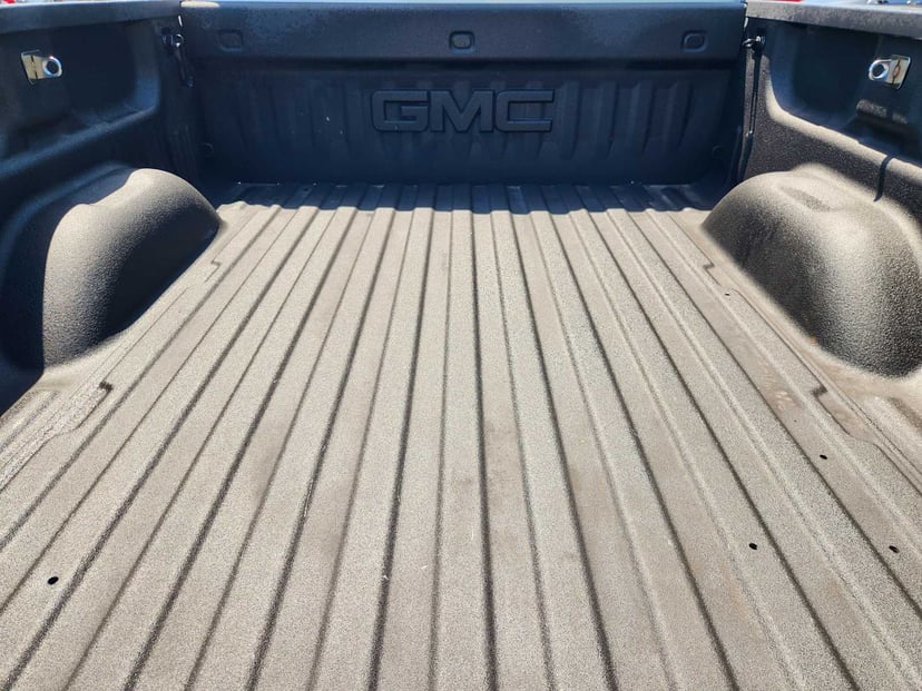 2018 GMC Sierra 1500 - Image 32
