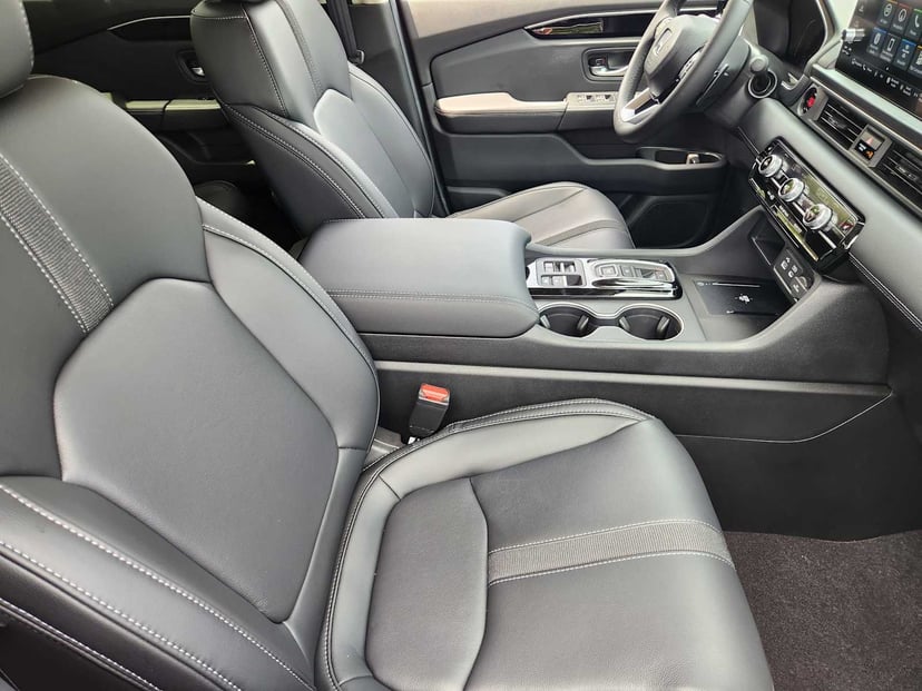 2025 Honda Pilot - Image 11
