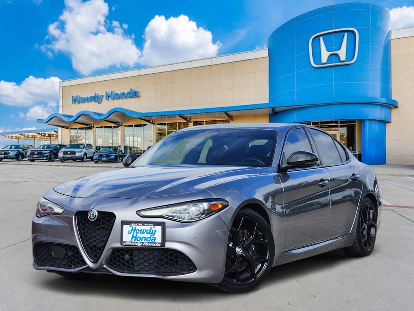 2020 Alfa Romeo Giulia - Image 1