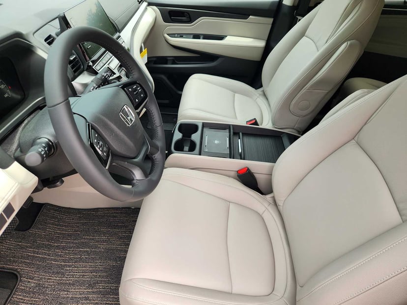 2026 Honda Odyssey - Image 11