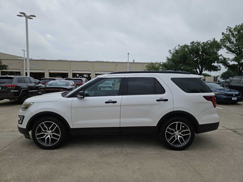 2017 Ford Explorer