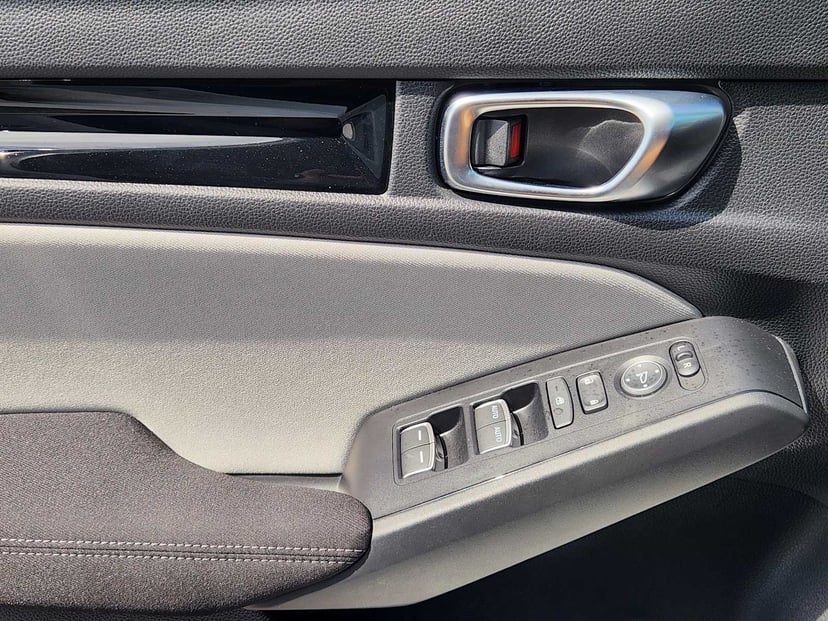 2026 Honda Civic Hybrid - Image 21