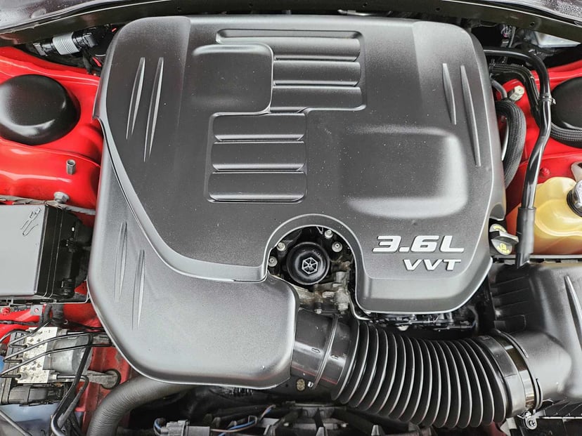 2018 Dodge Charger - Image 28