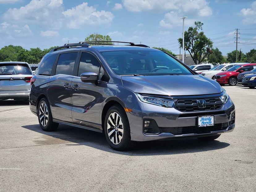 2026 Honda Odyssey - Image 2