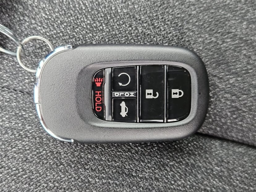 2025 Honda Accord - Image 25