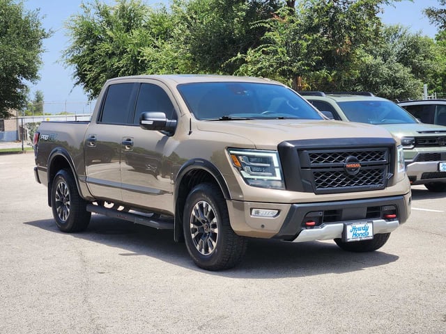 2021 Nissan Titan