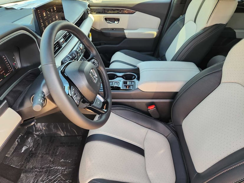 2026 Honda Passport - Image 8