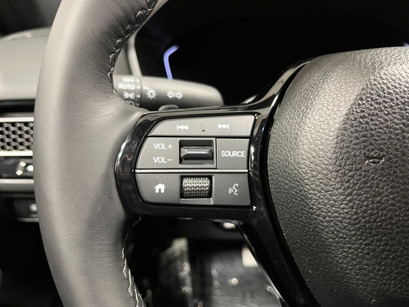 2026 Honda Civic Hybrid - Image 13