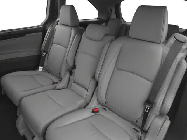2018 Honda Odyssey - Image 13