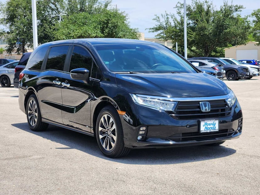 2024 Honda Odyssey - Image 3