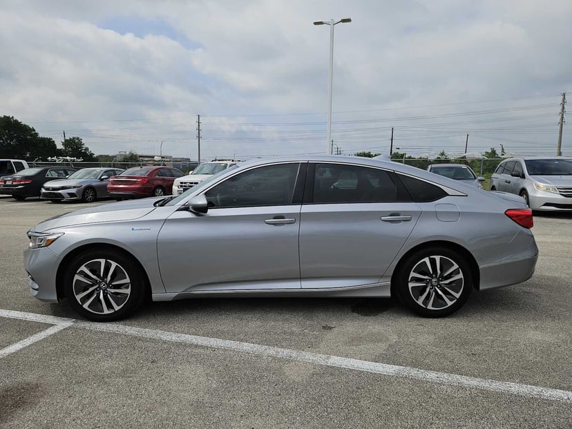 2018 Honda Accord Hybrid - Image 4