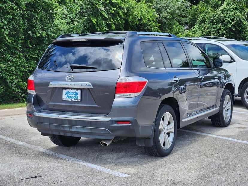 2013 Toyota Highlander - Image 6