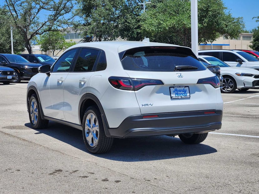 2023 Honda HR-V - Image 5