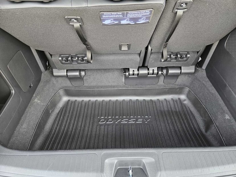 2026 Honda Odyssey - Image 25