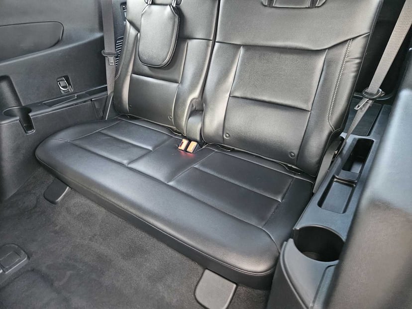 2020 Ford Explorer - Image 29