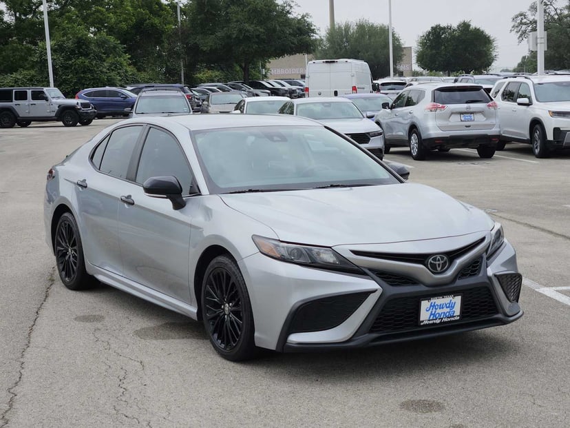 2022 Toyota Camry - Image 3