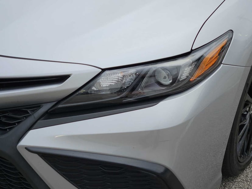 2022 Toyota Camry - Image 7