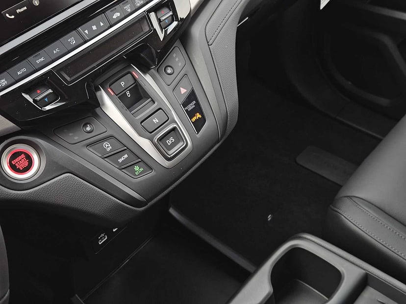 2026 Honda Odyssey - Image 16
