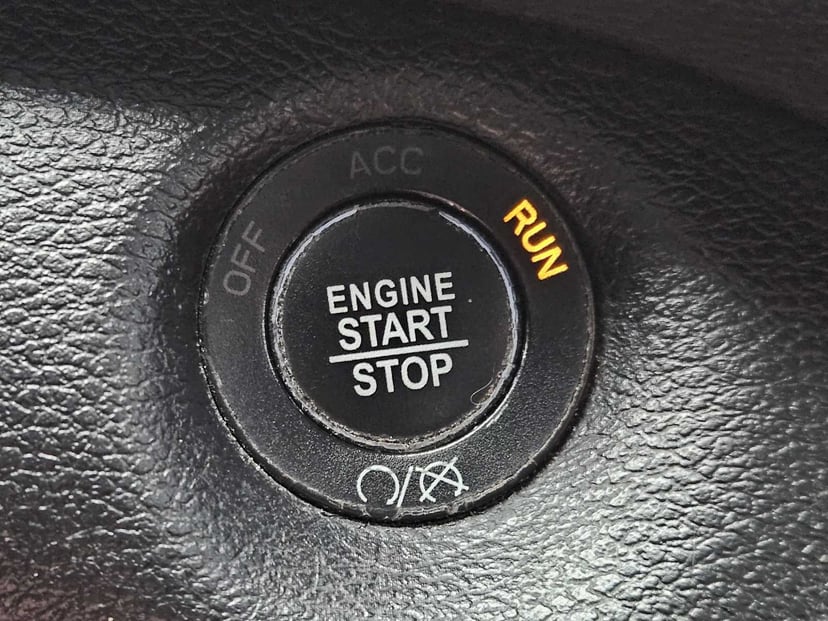 2019 Jeep Cherokee - Image 21