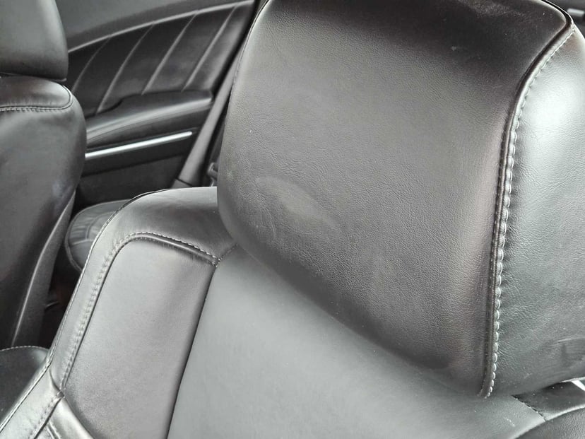 2018 Dodge Charger - Image 14